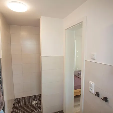 Strandgut Und Feuerstein